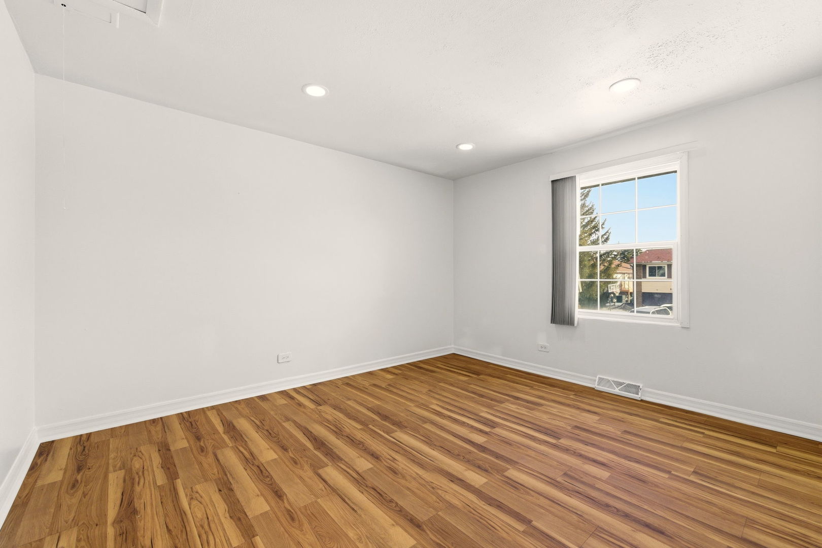 1432 Mitchell Trail, Elk Grove Village, IL 60007