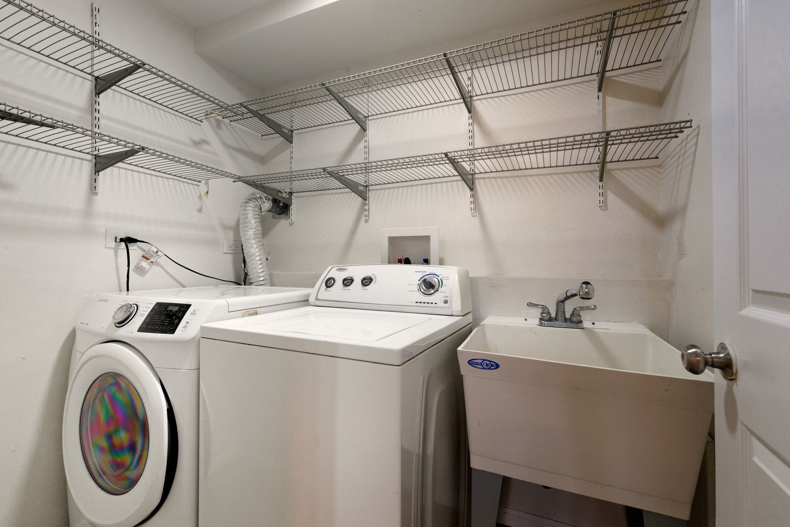 1432 Mitchell Trail, Elk Grove Village, IL 60007