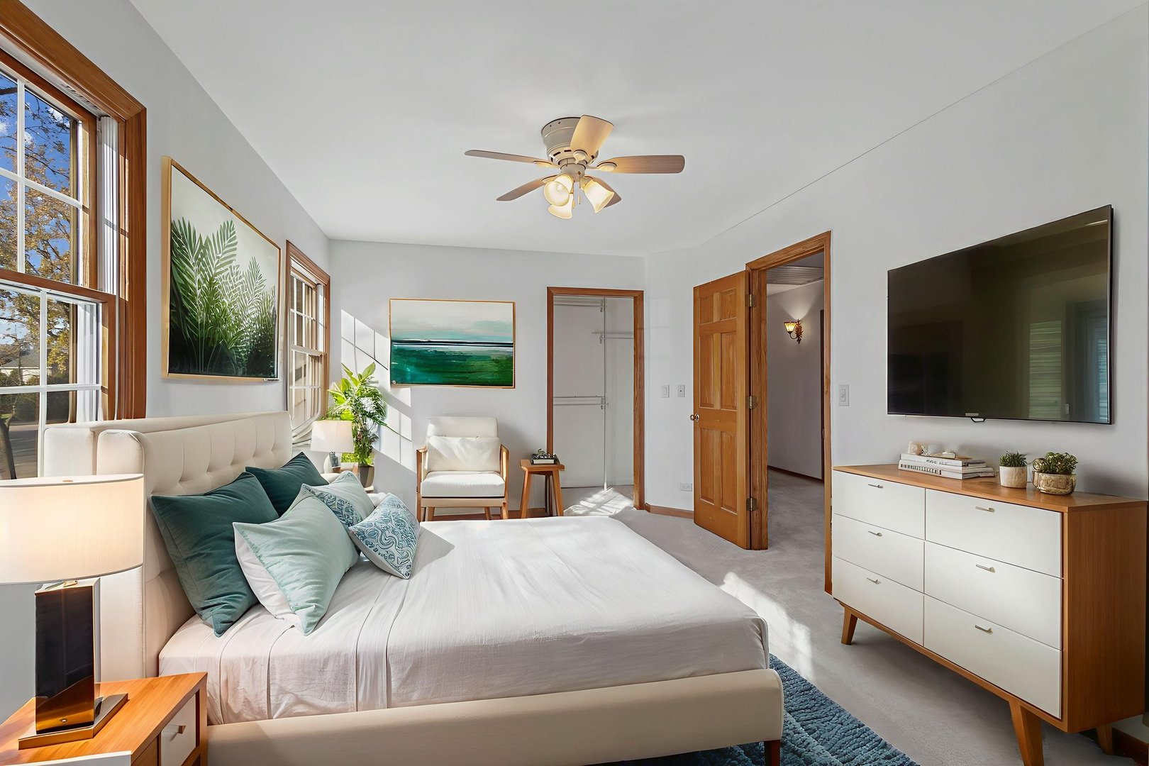 1323 S Roselle Road, Schaumburg, IL 60193