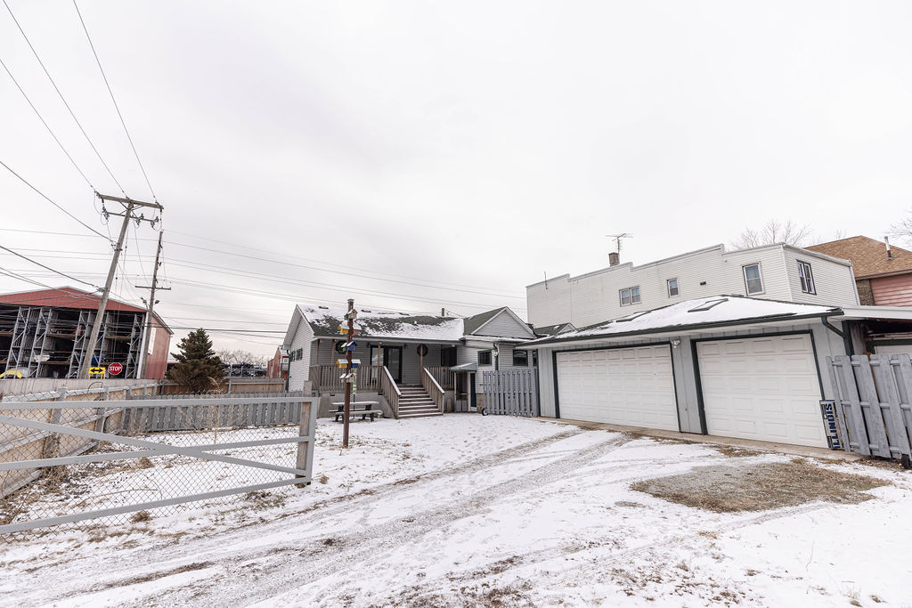 2220 139th Street, Blue Island, IL 60406