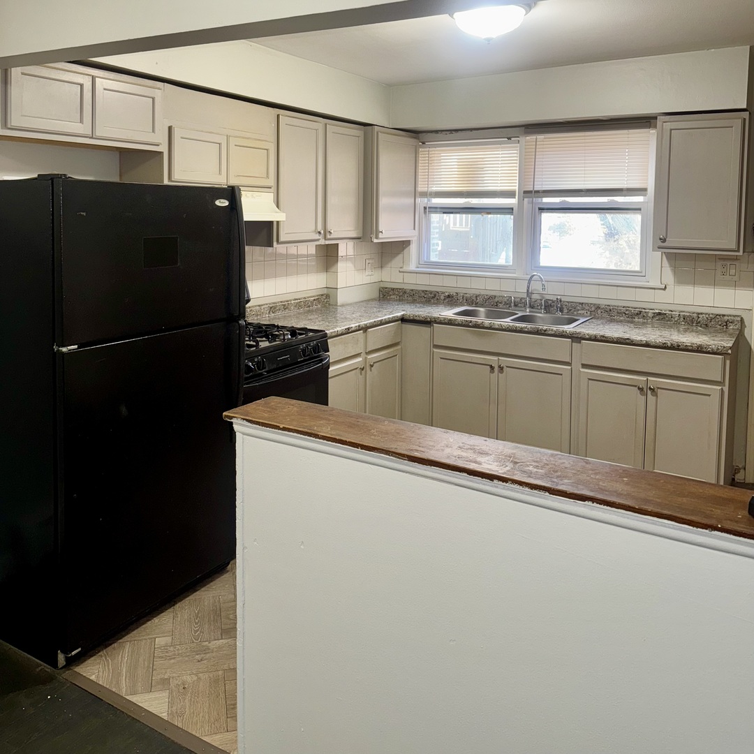 6235 N mozart Street #1, Chicago, IL 60659