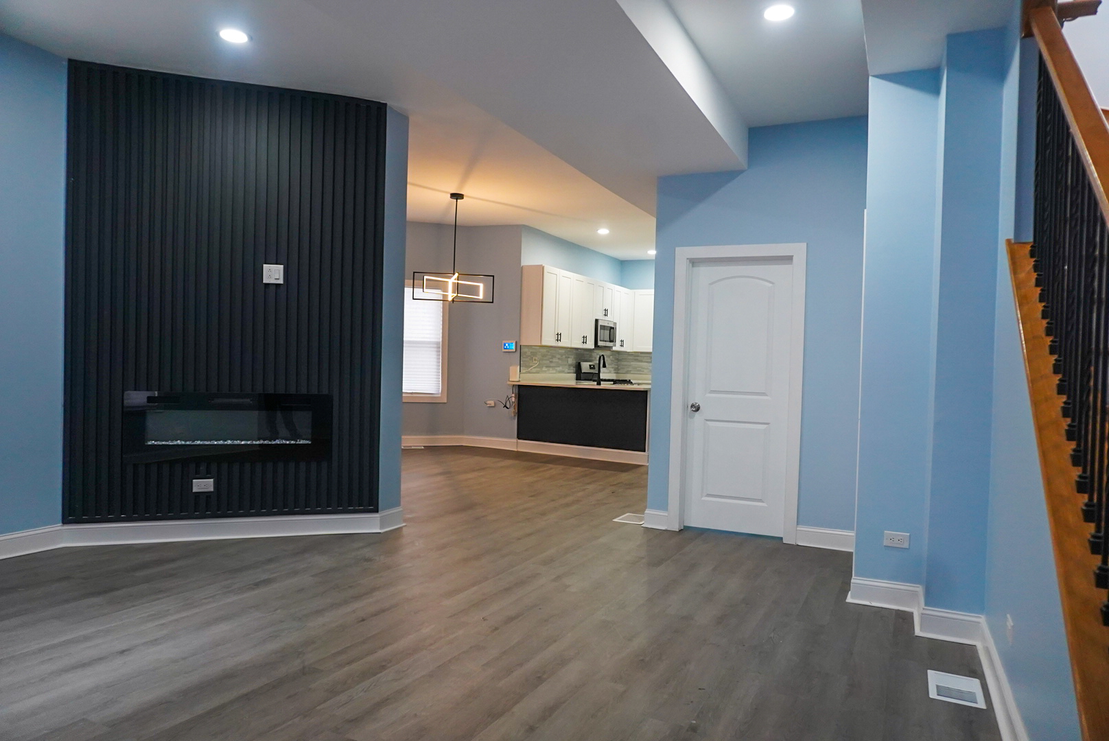 320 N Menard Avenue, Chicago, IL 60644