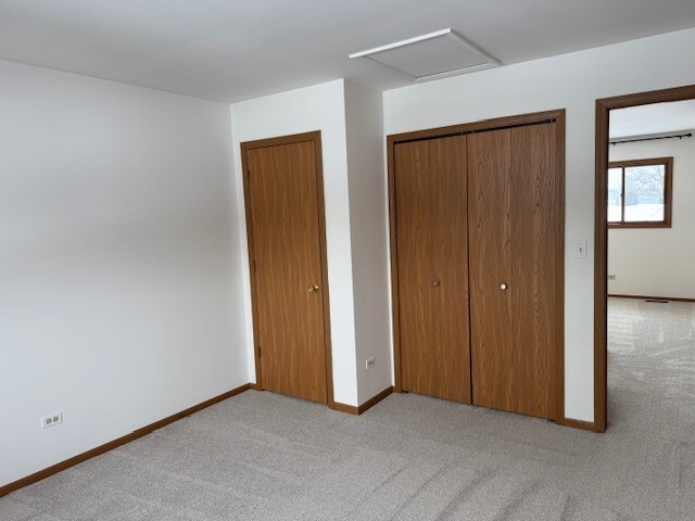 34016 N White Oak Lane #34016, Gurnee, IL 60031