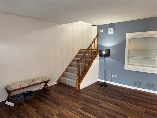 34016 N White Oak Lane #34016, Gurnee, IL 60031