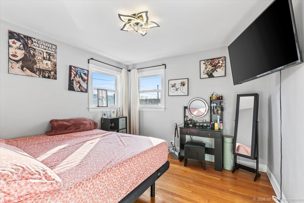 7205 S Hamlin Avenue, Chicago, IL 60629