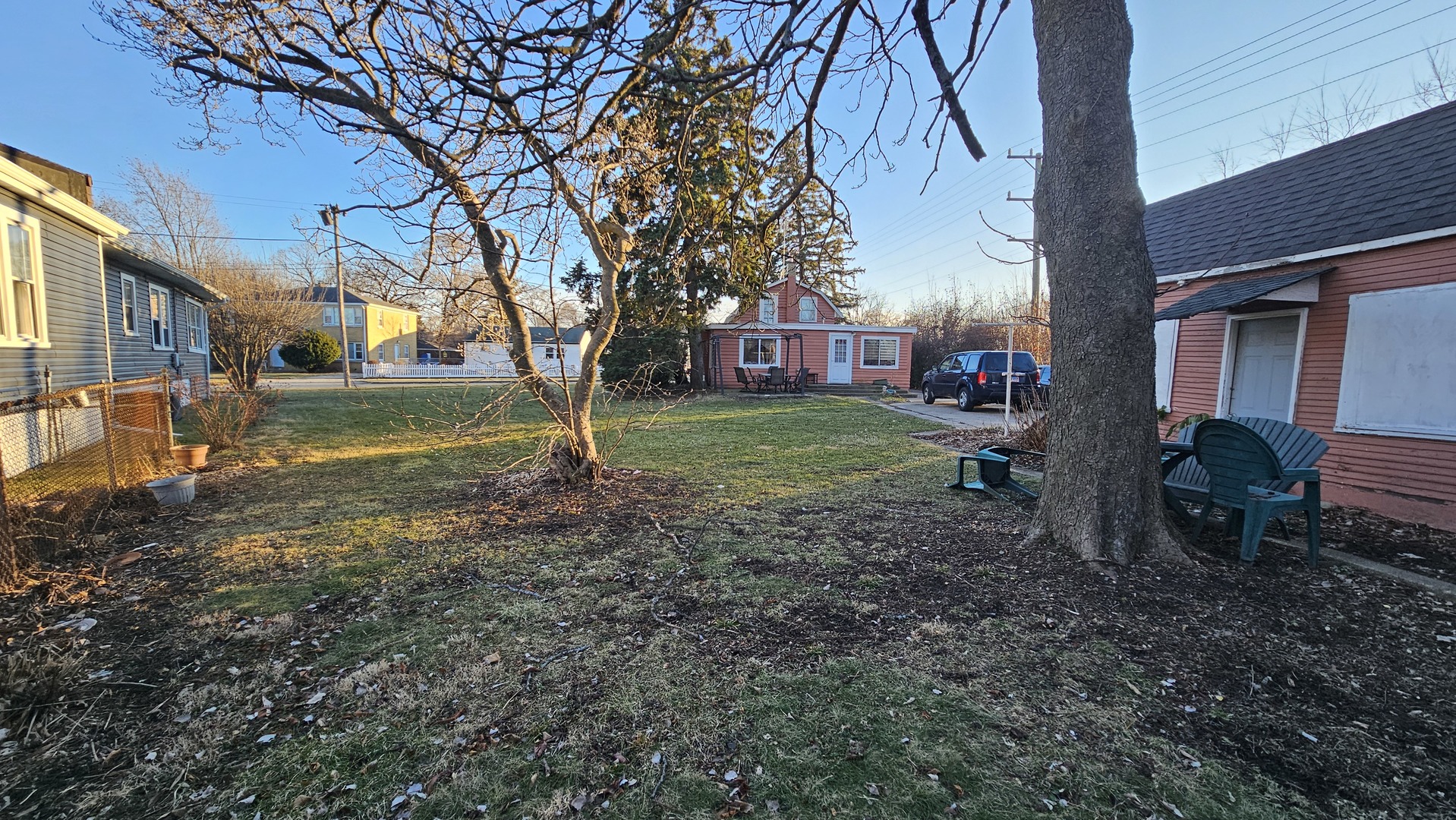 1124 Jackson Court, Waukegan, IL 60085