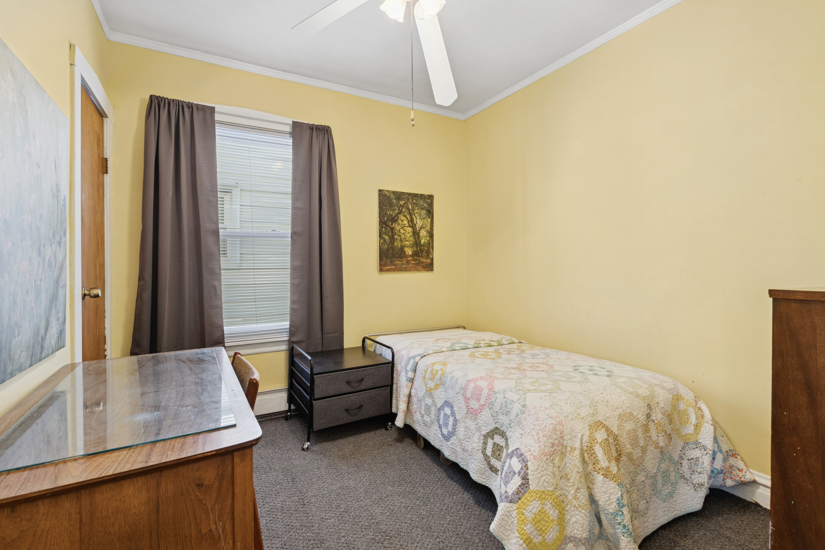 5207 N Ludlam Avenue, Chicago, IL 60630