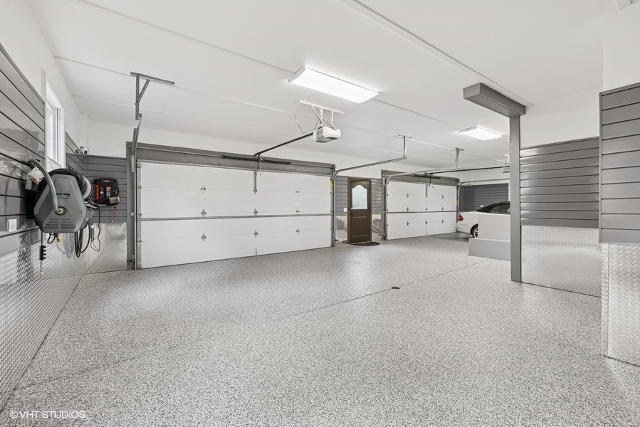 404 Caesar Drive, Barrington Hills, IL 60010