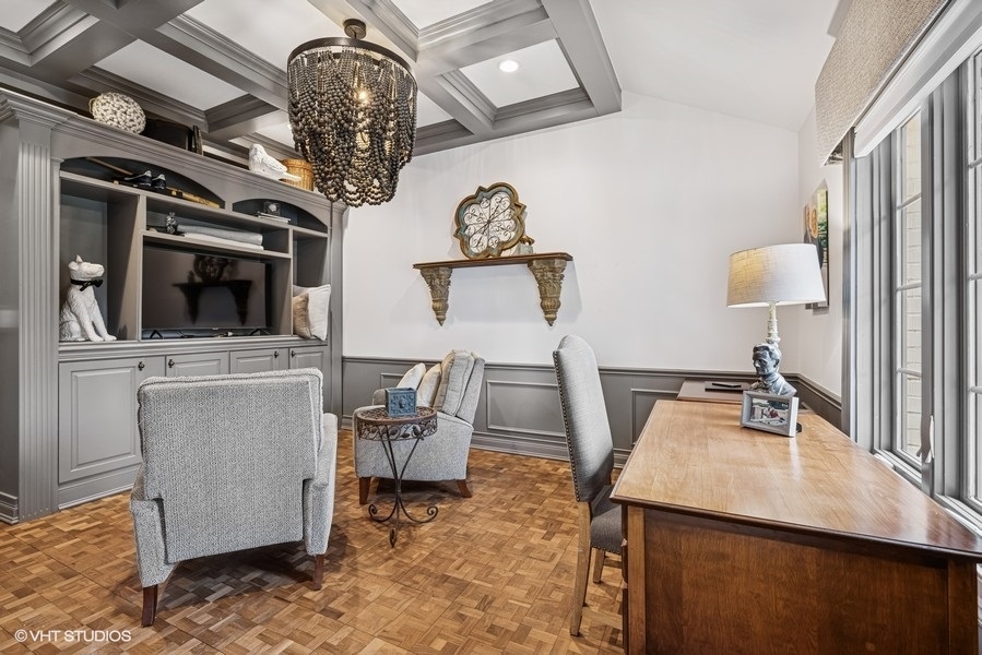 404 Caesar Drive, Barrington Hills, IL 60010