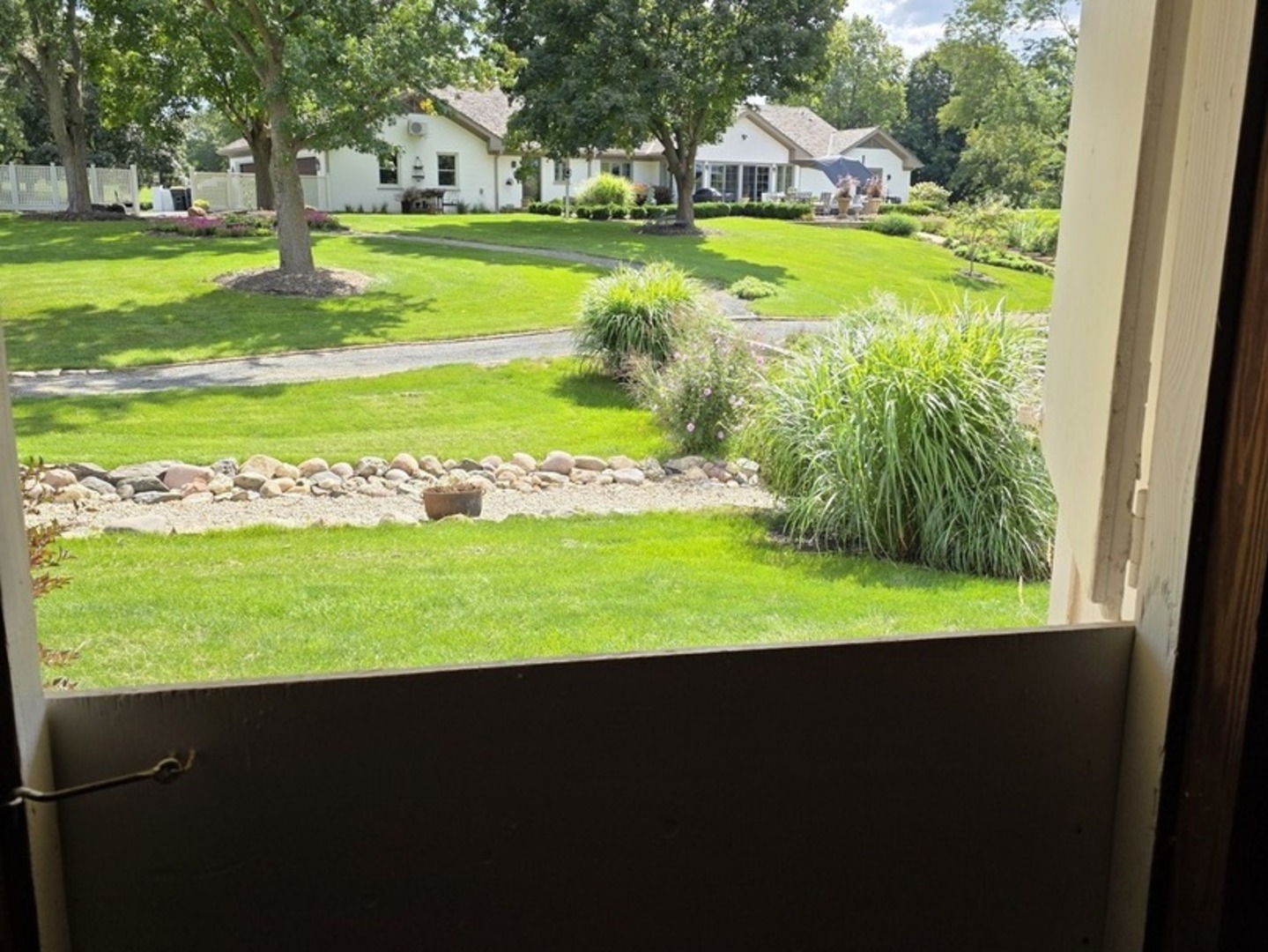 404 Caesar Drive, Barrington Hills, IL 60010