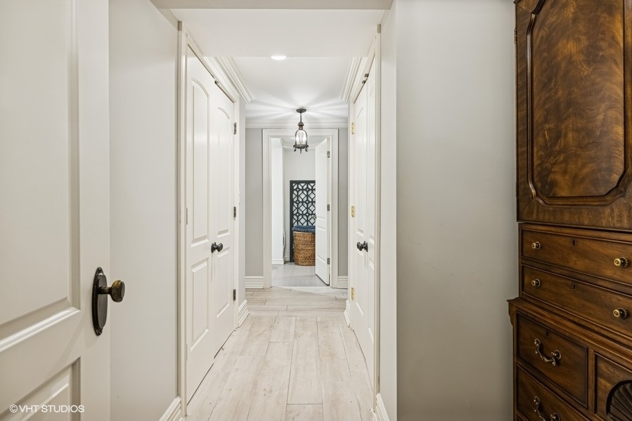 404 Caesar Drive, Barrington Hills, IL 60010