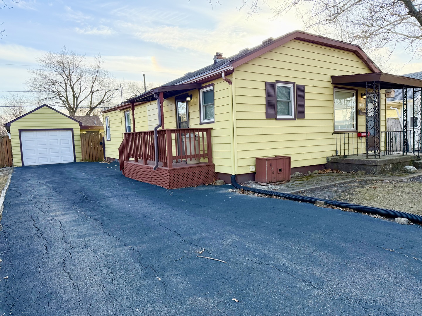 1445 Pickwick Street, Ottawa, IL 61350