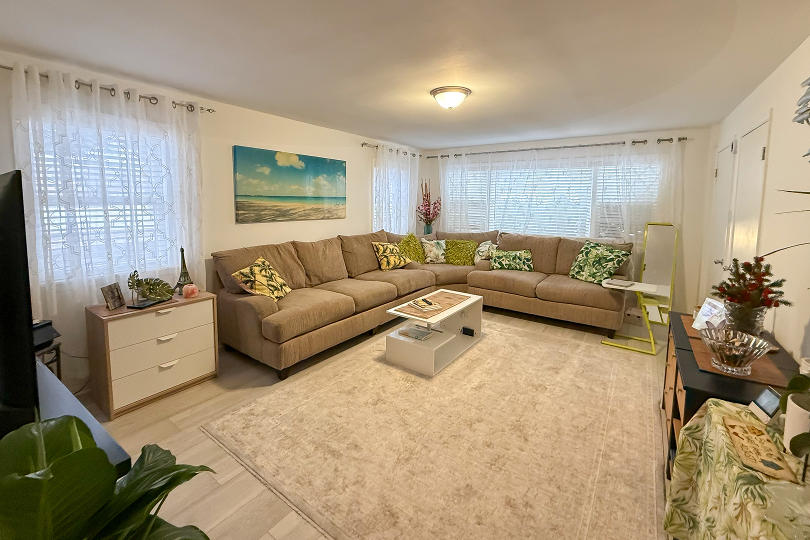 8707 N Oketo Avenue, Niles, IL 60714