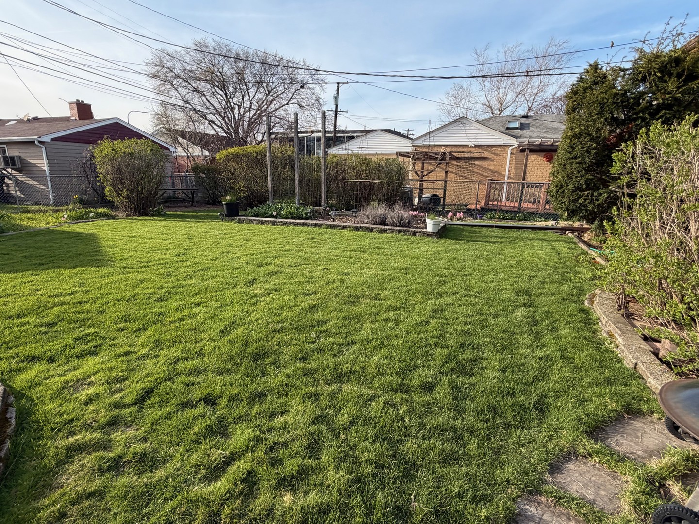 7050 N Keating Avenue, Lincolnwood, IL 60712