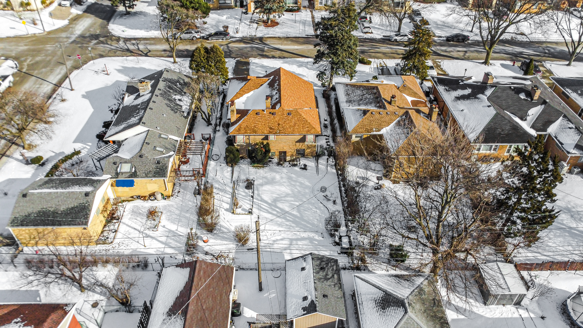 7050 N Keating Avenue, Lincolnwood, IL 60712