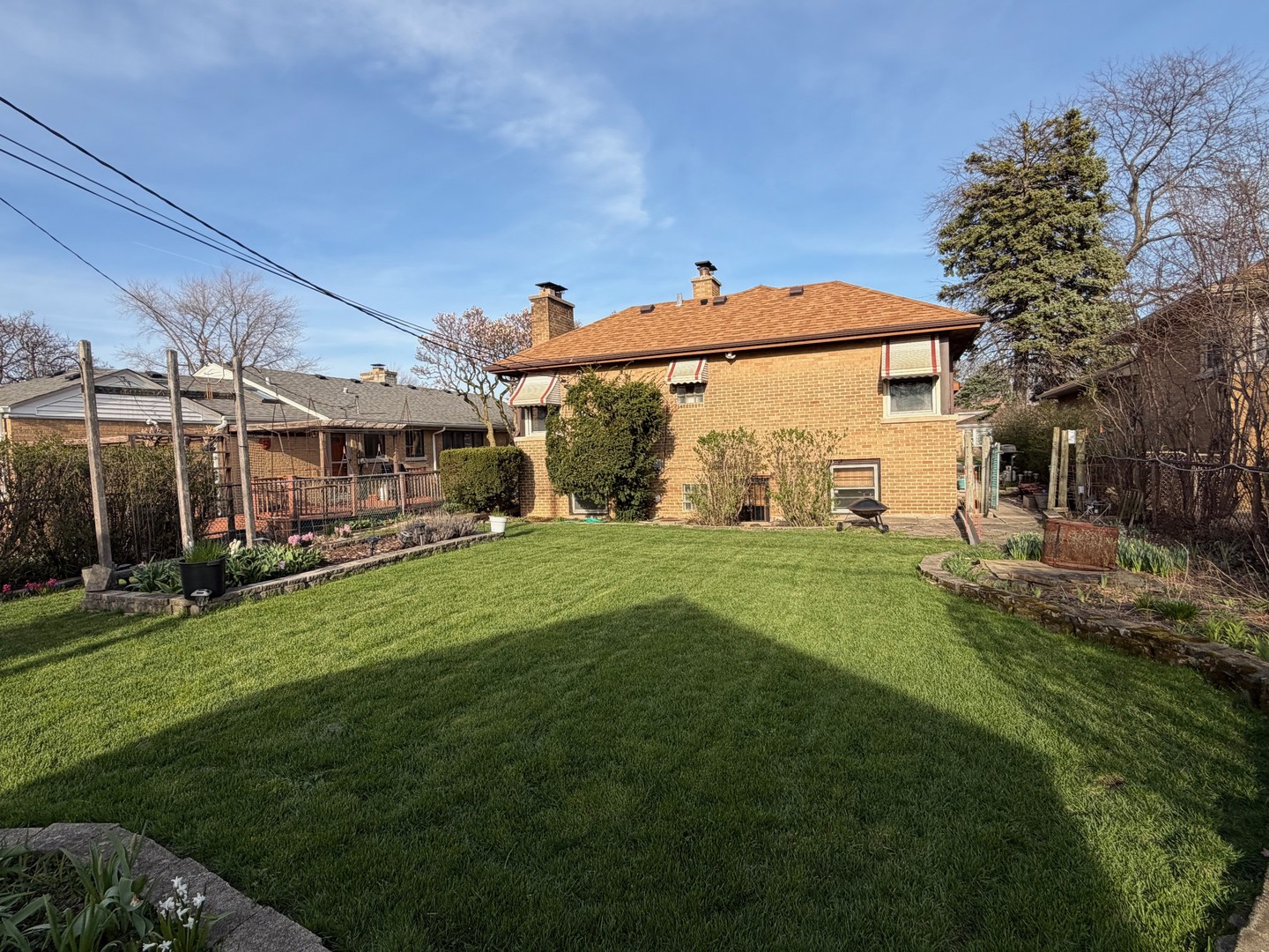 7050 N Keating Avenue, Lincolnwood, IL 60712