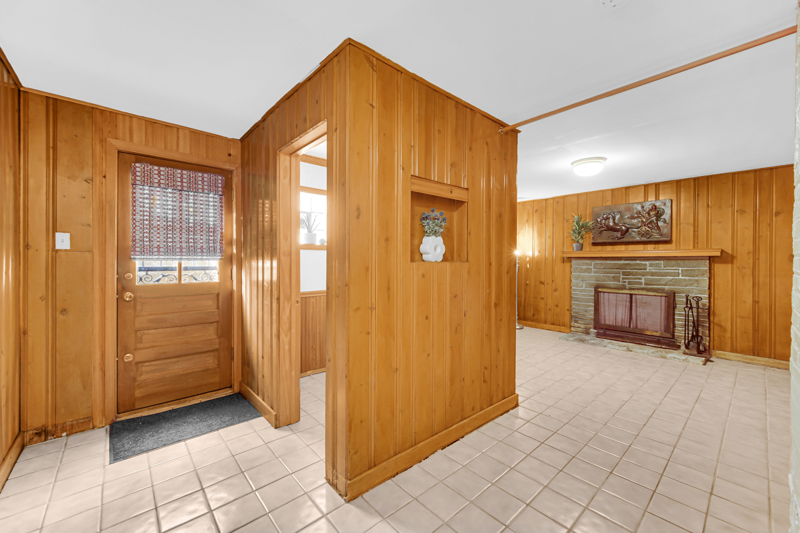 7050 N Keating Avenue, Lincolnwood, IL 60712