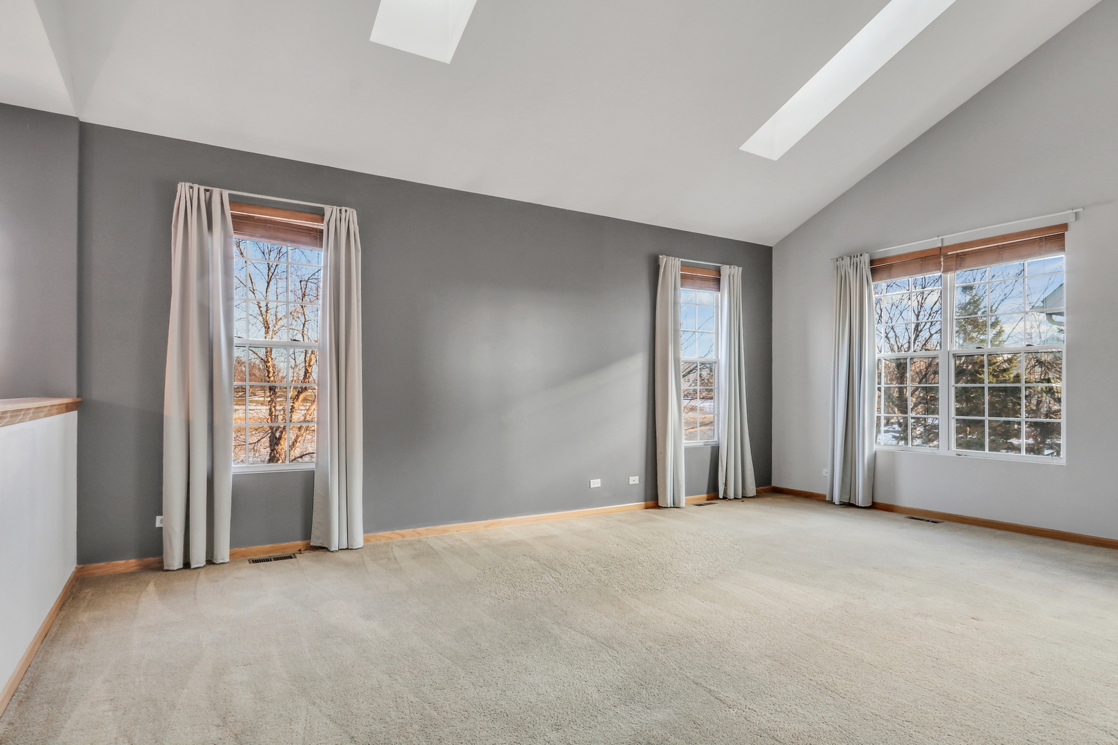 1491 W Sedgewood Court, Round Lake, IL 60073