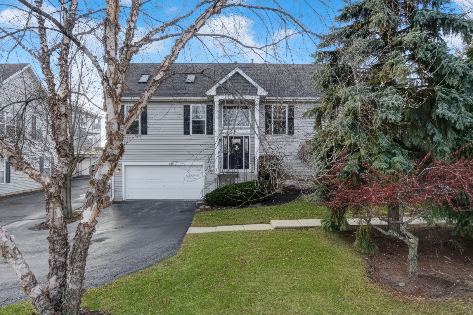 1491 W Sedgewood Court, Round Lake, IL 60073