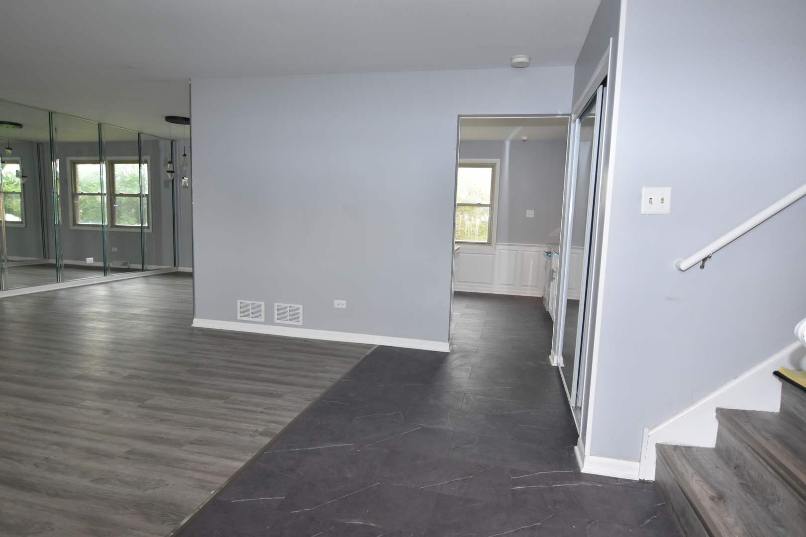 6125 Sunflower Drive, Matteson, IL 60443