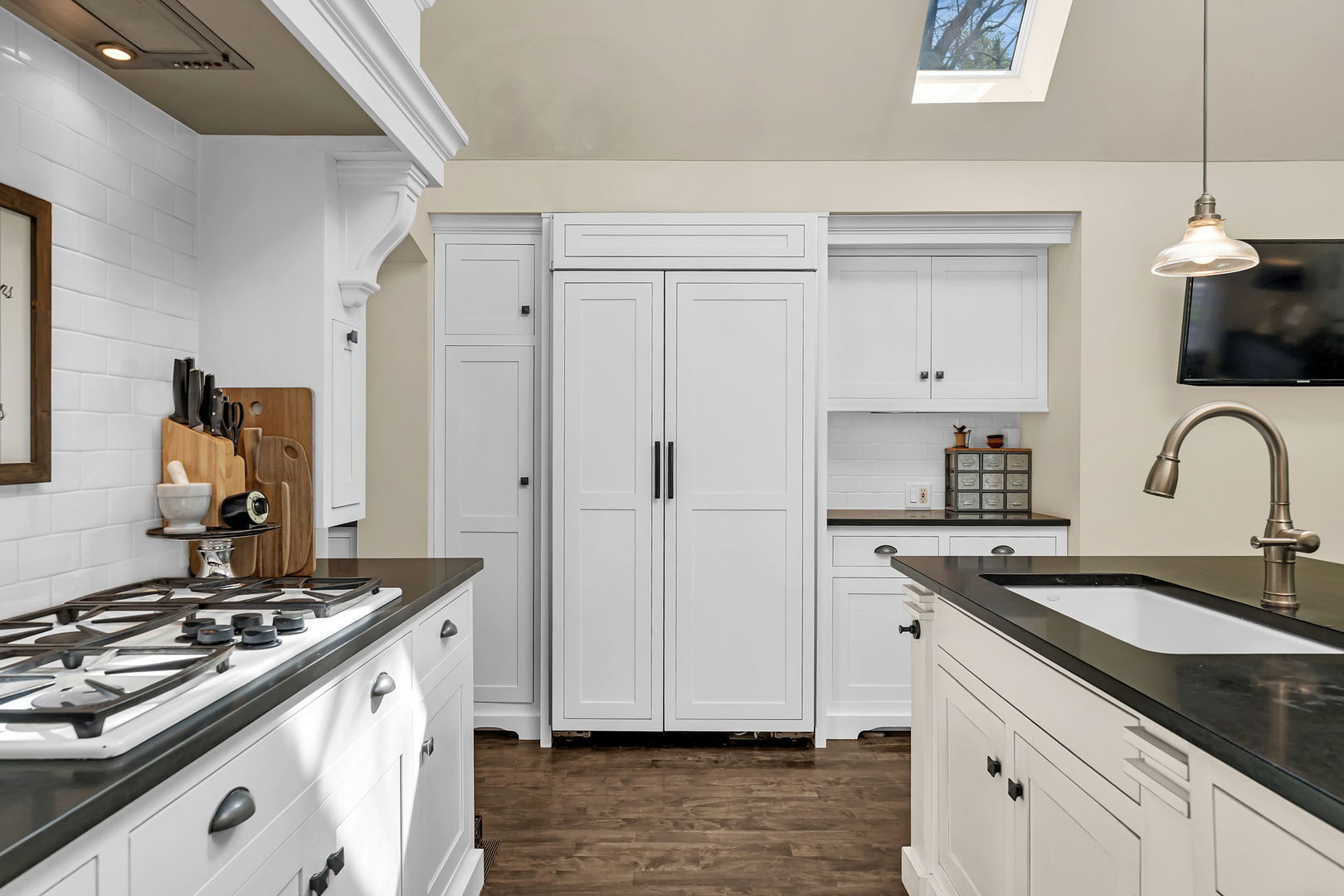 719 Stonebridge Road, Frankfort, IL 60423