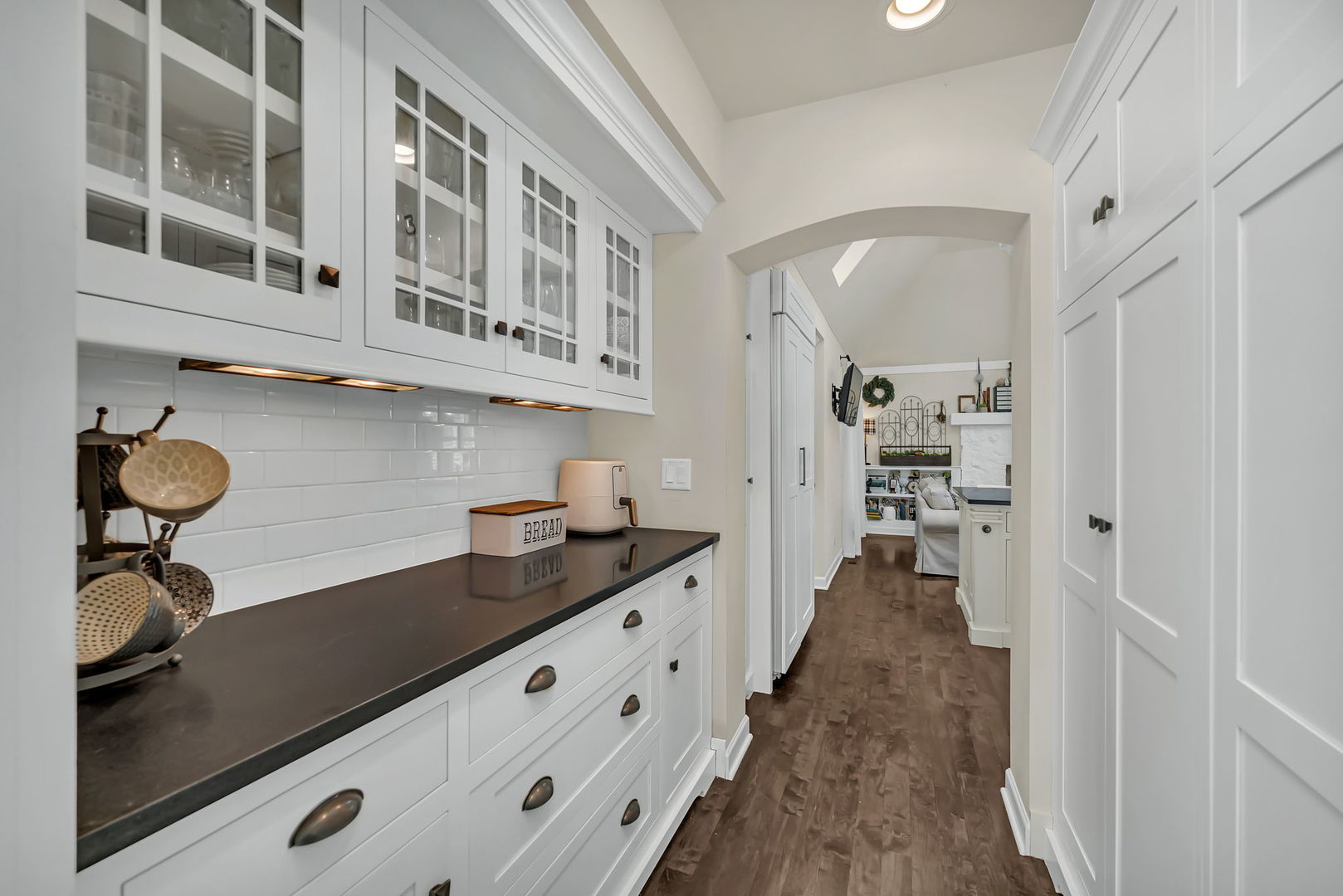 719 Stonebridge Road, Frankfort, IL 60423