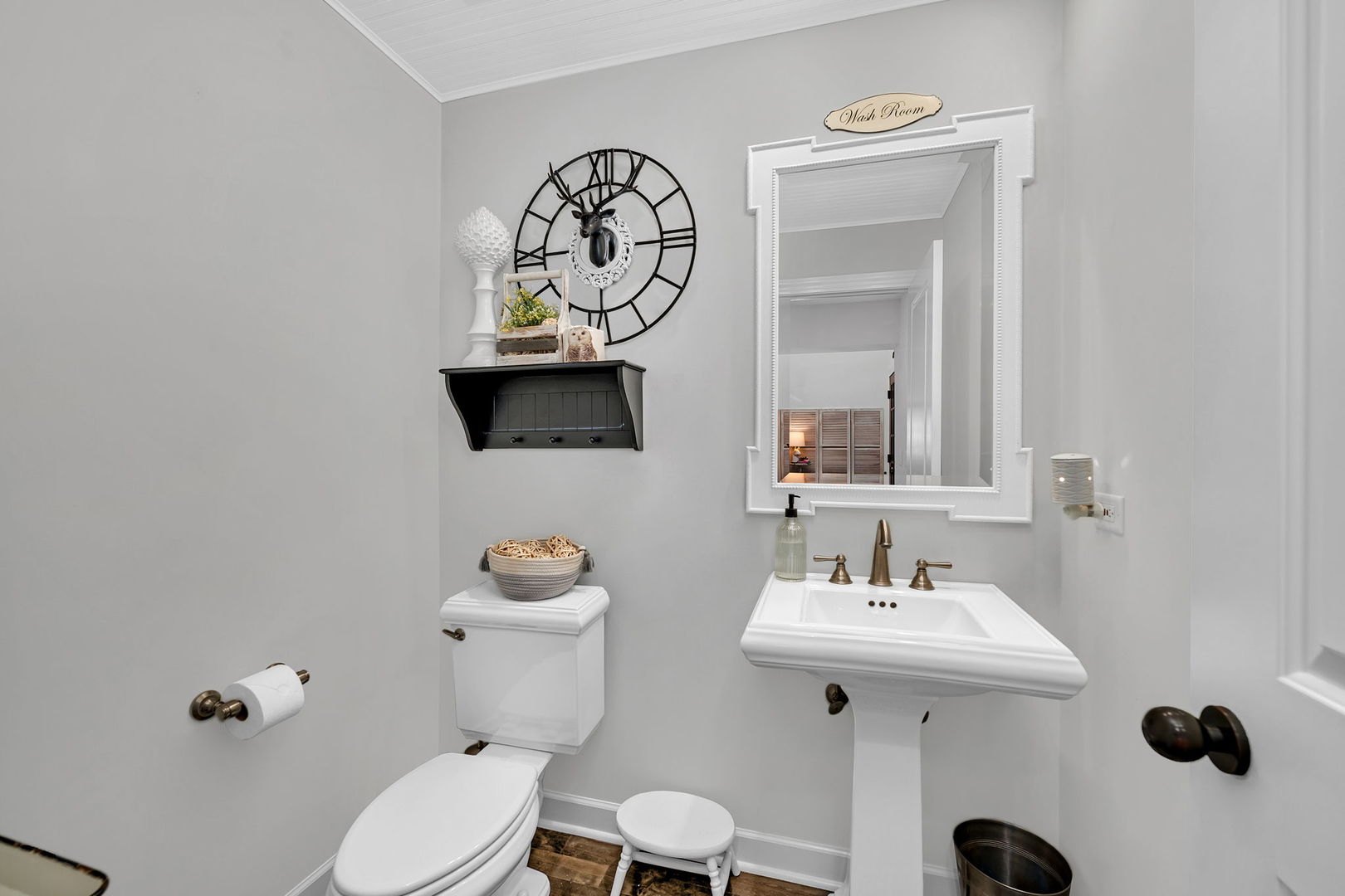 719 Stonebridge Road, Frankfort, IL 60423