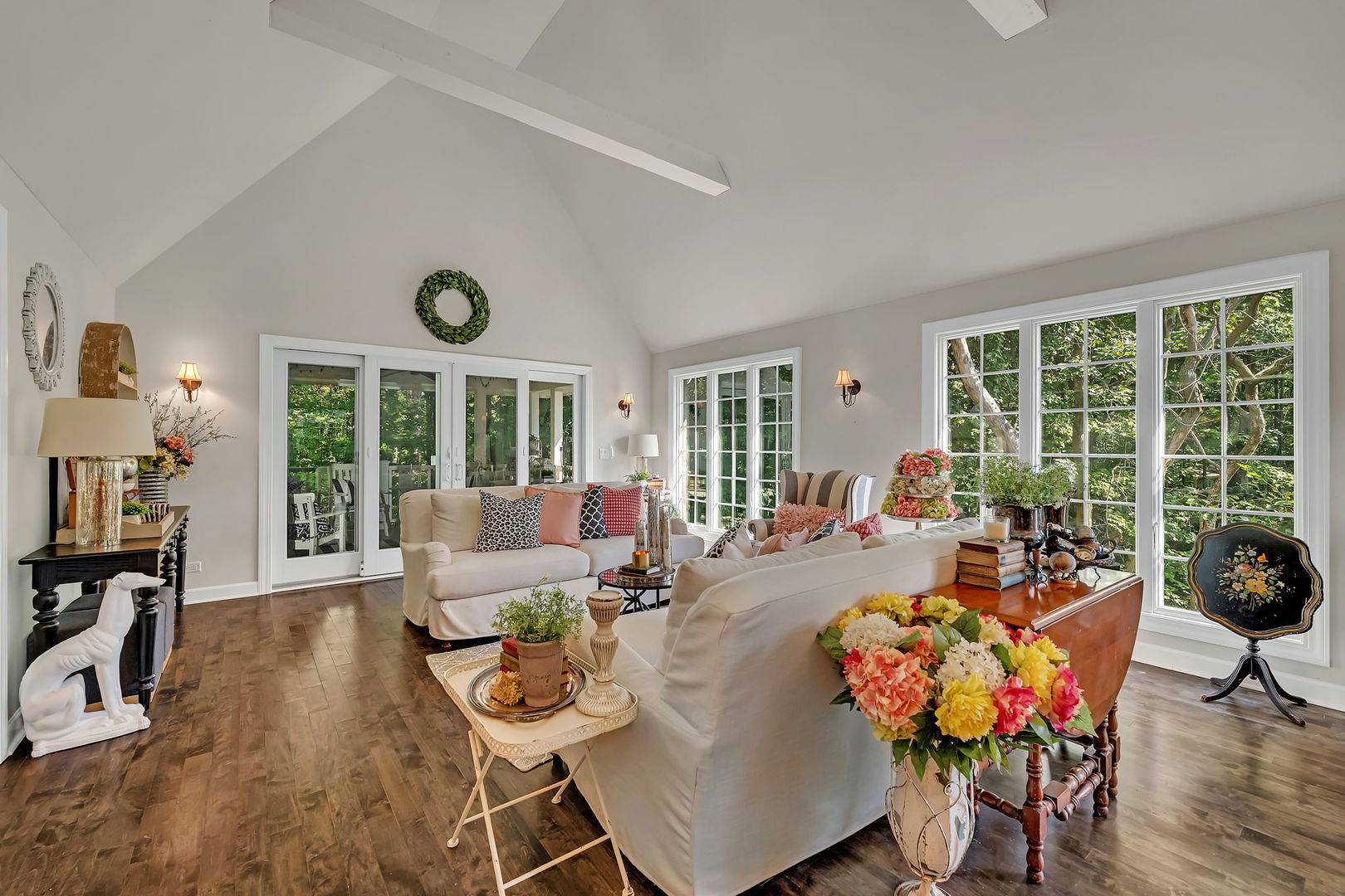 719 Stonebridge Road, Frankfort, IL 60423