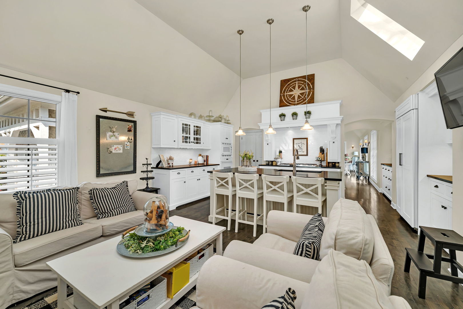 719 Stonebridge Road, Frankfort, IL 60423