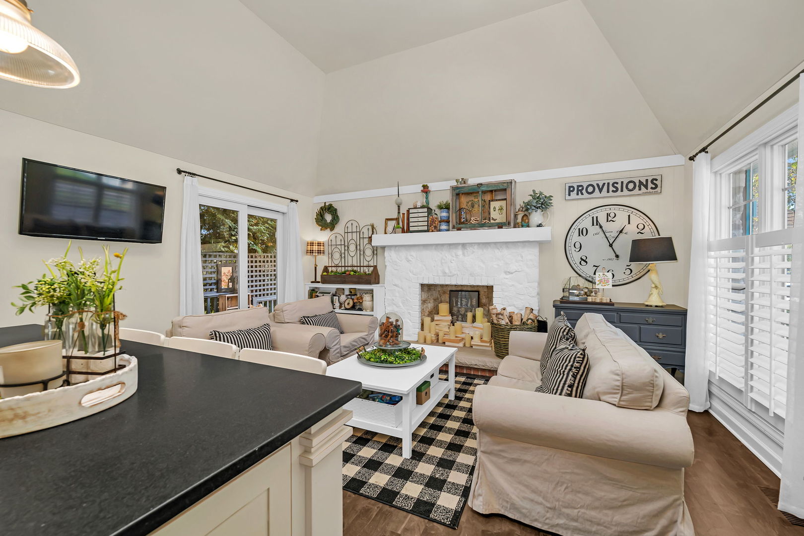 719 Stonebridge Road, Frankfort, IL 60423