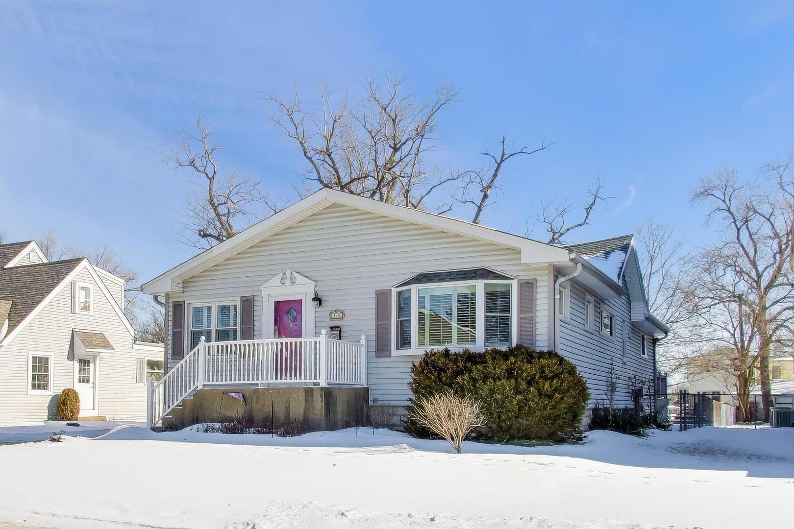 365 N Walnut Street, Elmhurst, IL 60126