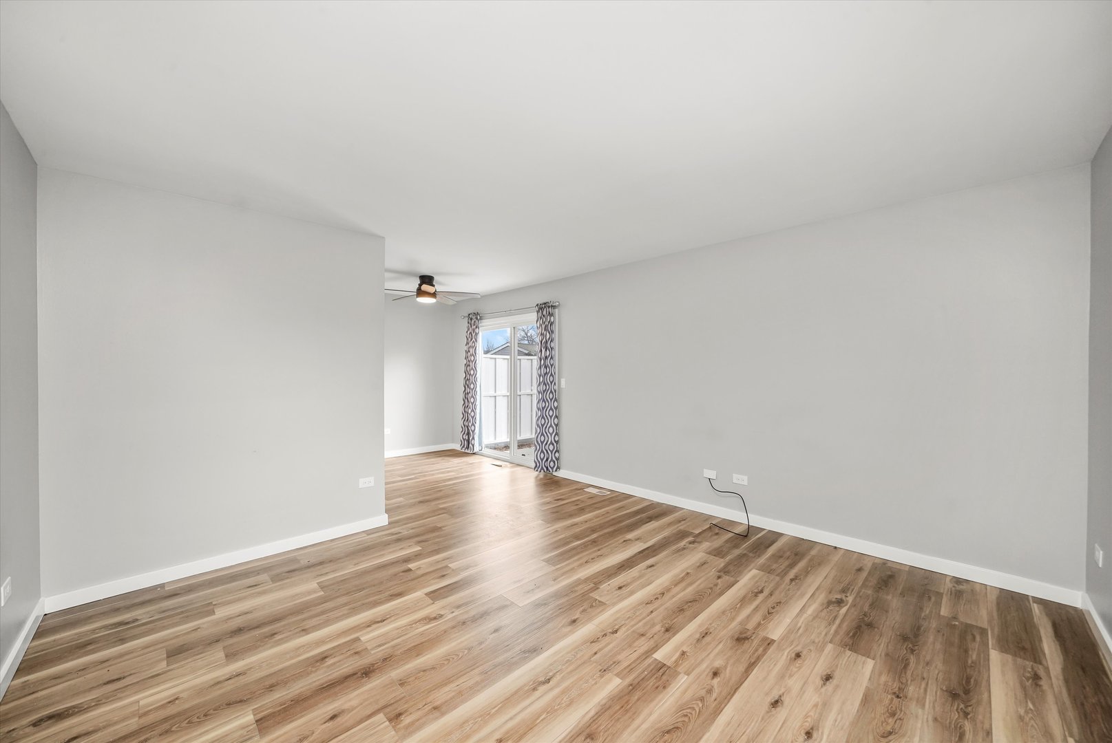 1033 Glouchester Harbor #3602, Schaumburg, IL 60193