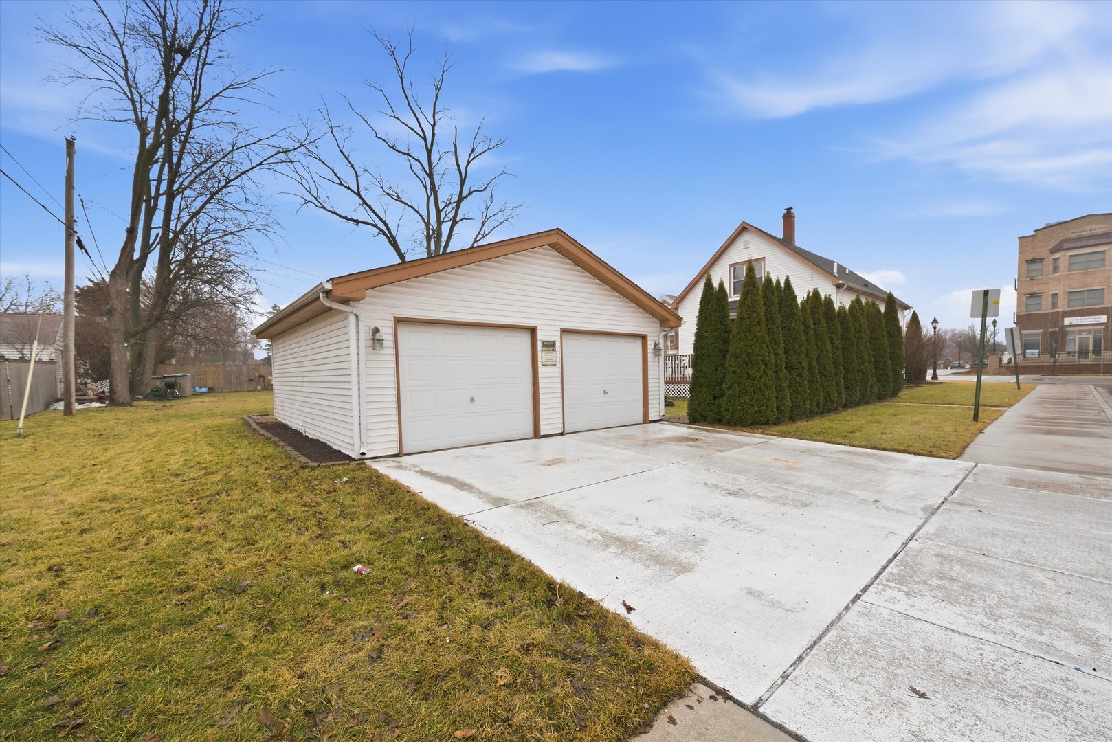 17201 Oak Park Avenue, Tinley Park, IL 60477