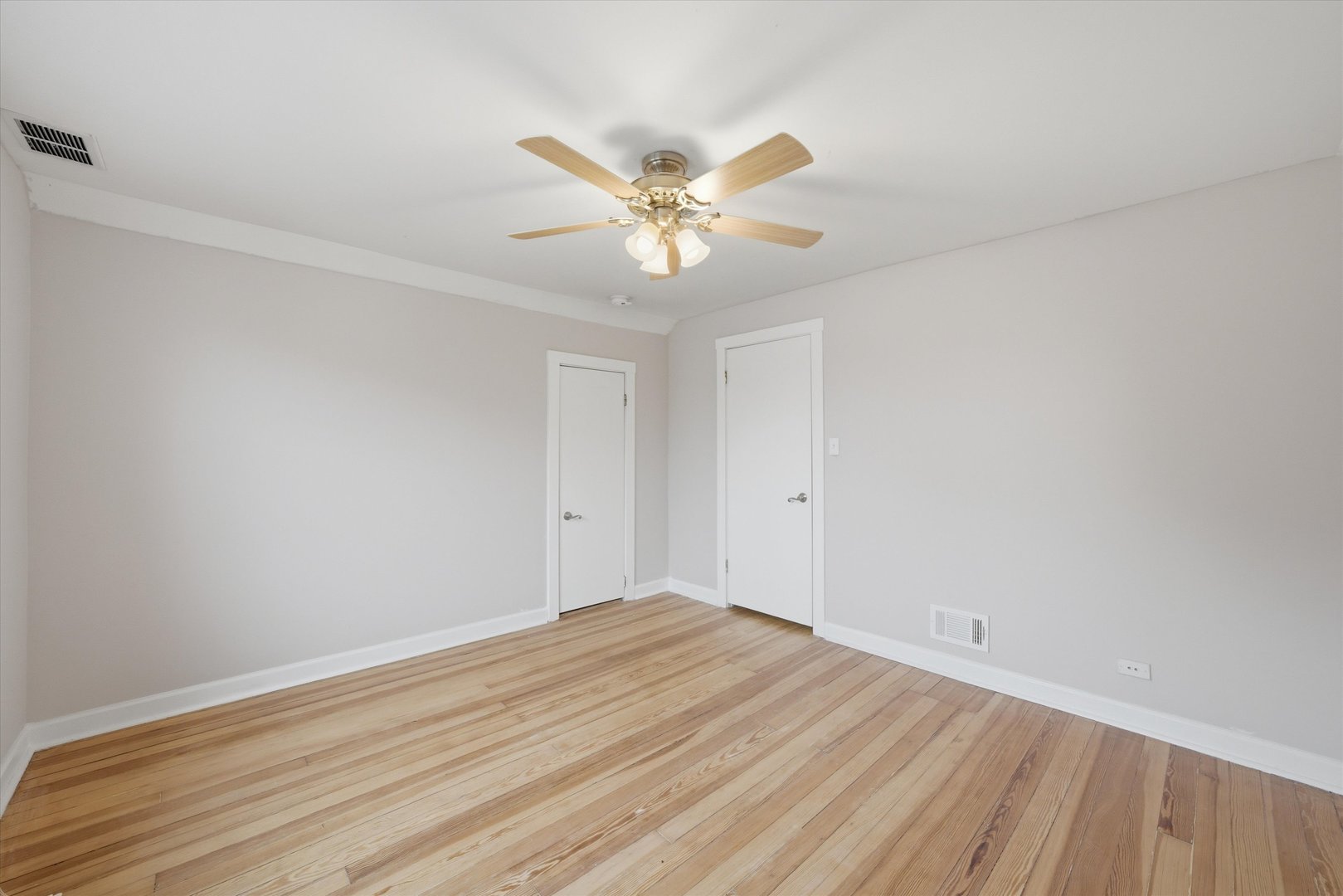 17201 Oak Park Avenue, Tinley Park, IL 60477