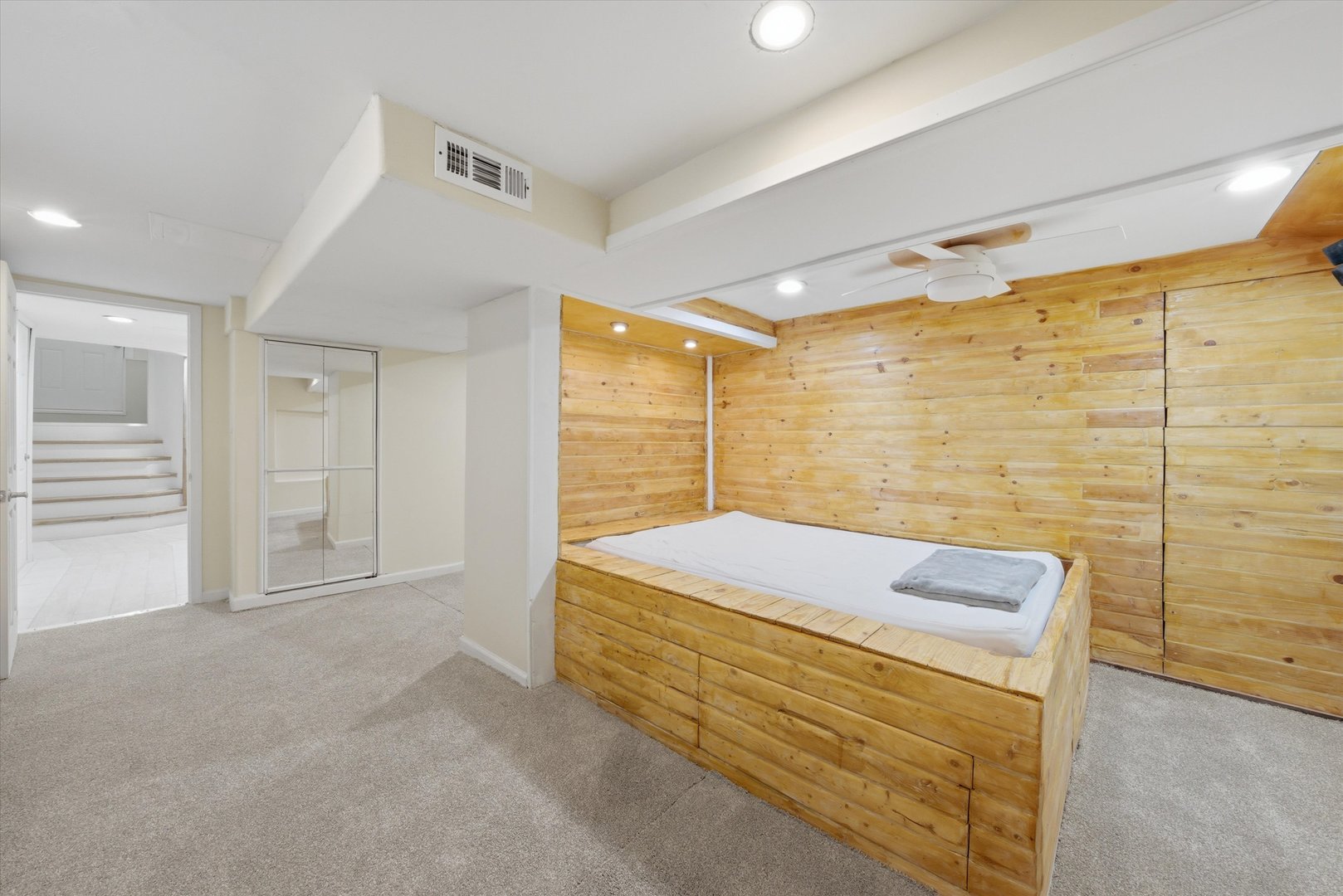 17201 Oak Park Avenue, Tinley Park, IL 60477