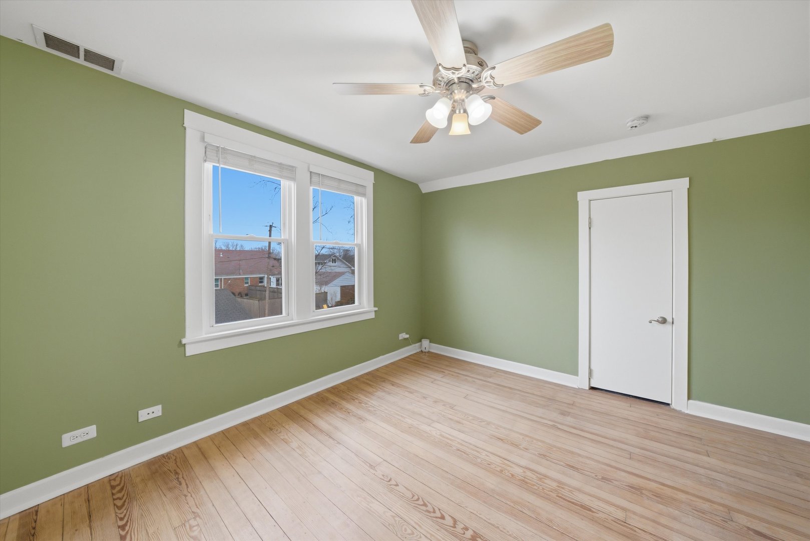 17201 Oak Park Avenue, Tinley Park, IL 60477