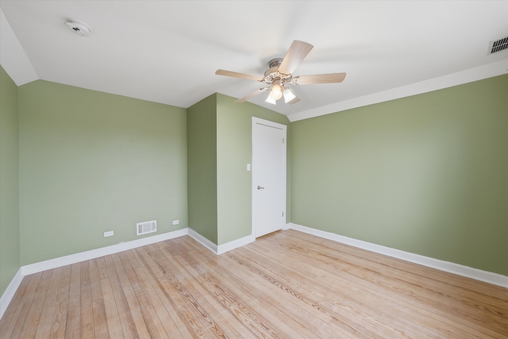 17201 Oak Park Avenue, Tinley Park, IL 60477