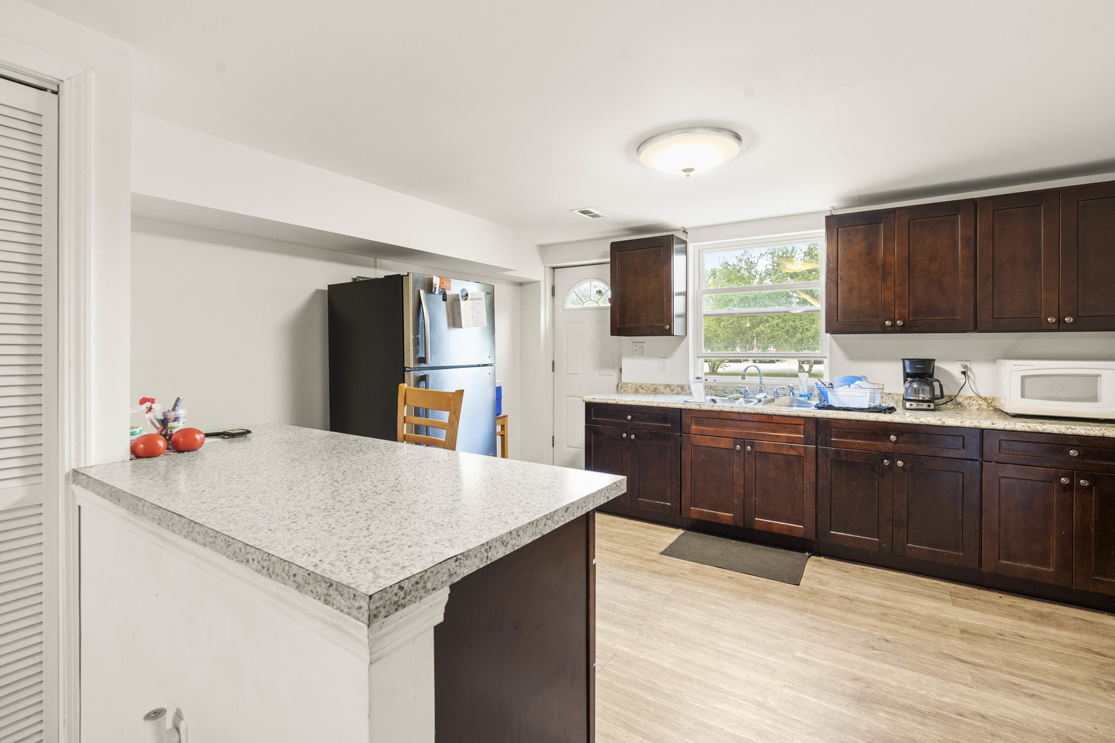 19061 Wentworth Avenue, Lansing, IL 60438