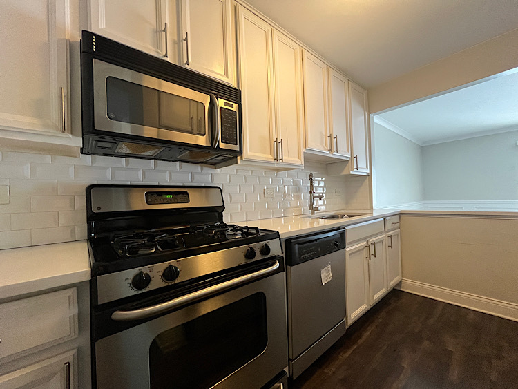 2426 N Kennicott Drive #1C, Arlington Heights, IL 60004