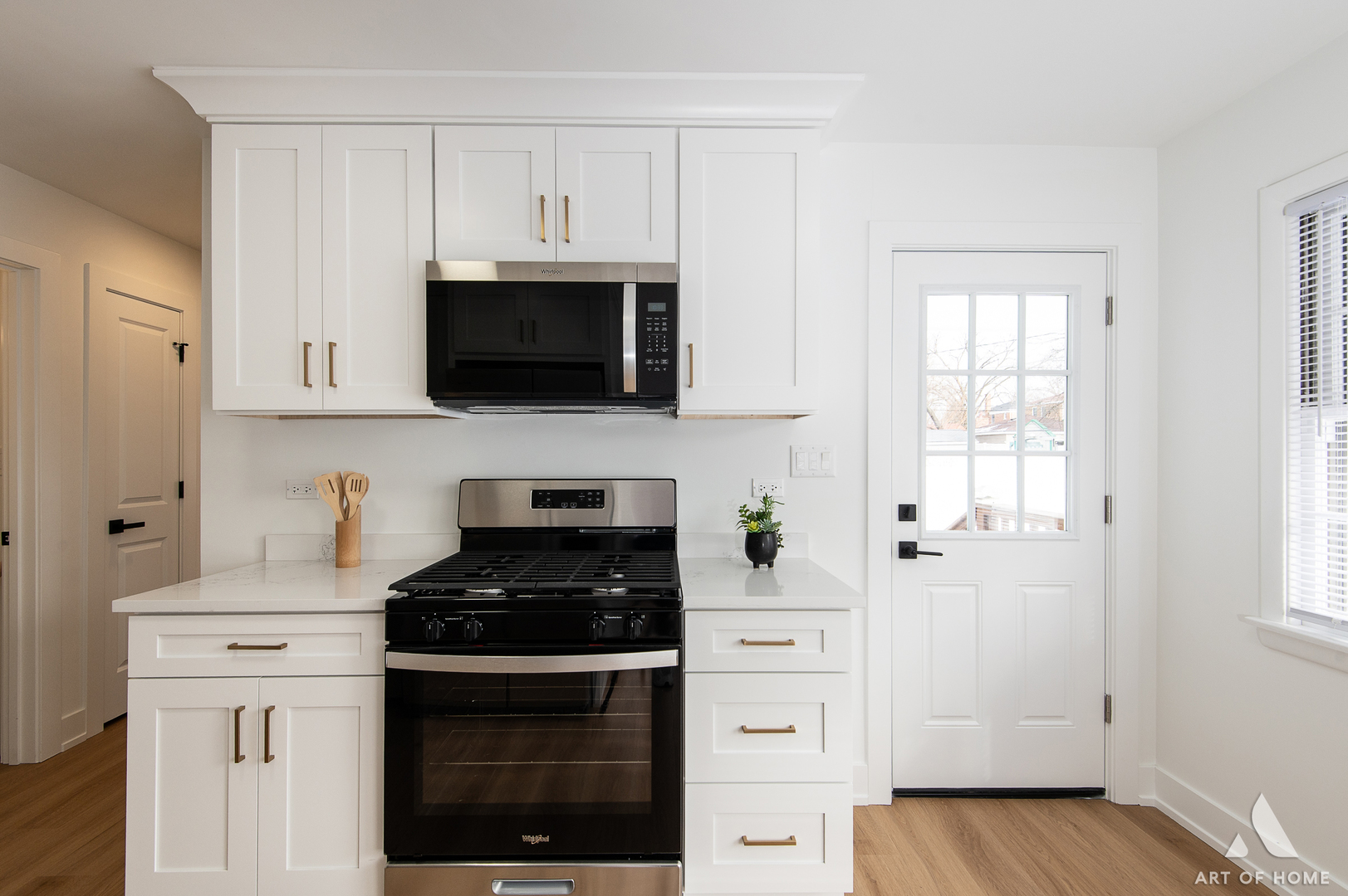 18441 Stewart Avenue, Homewood, IL 60430