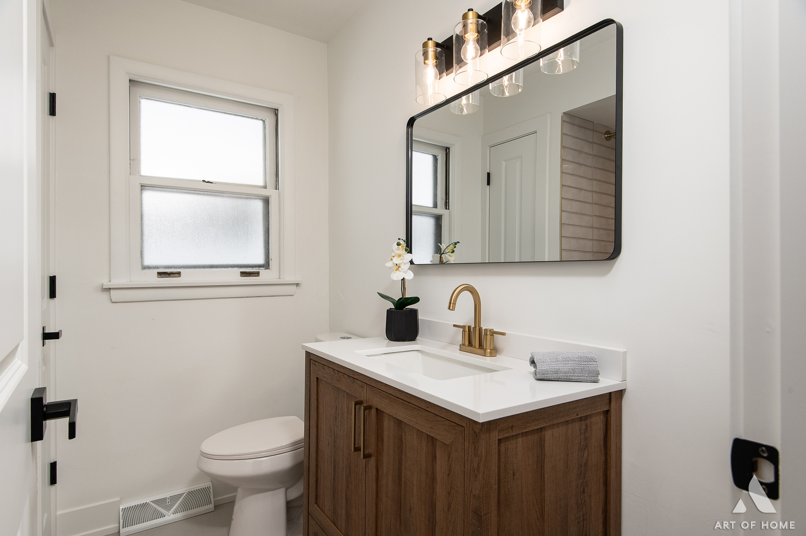 18441 Stewart Avenue, Homewood, IL 60430