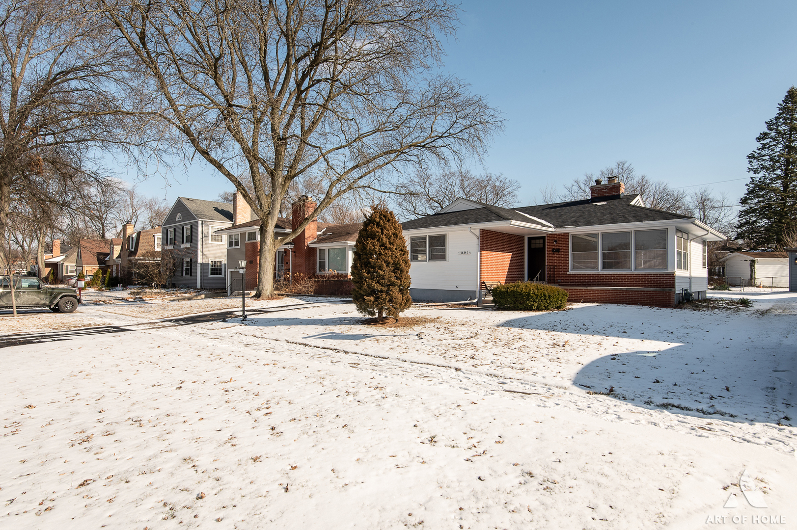 18441 Stewart Avenue, Homewood, IL 60430