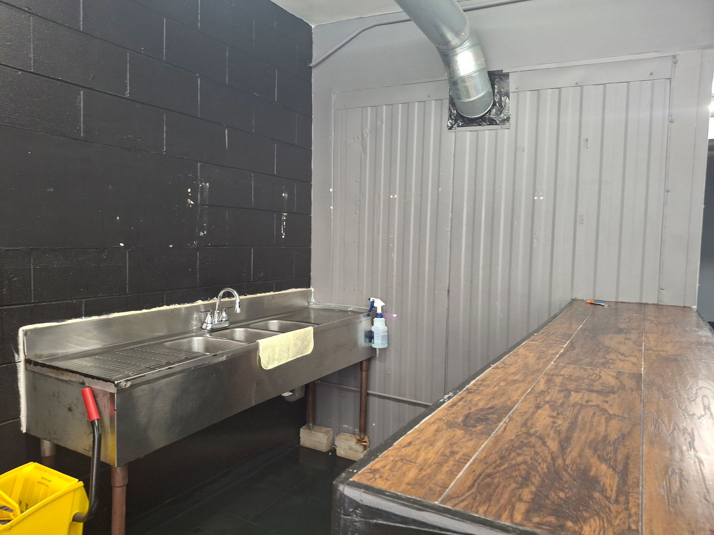 1054 S 5th Street #1, Aurora, IL 60505