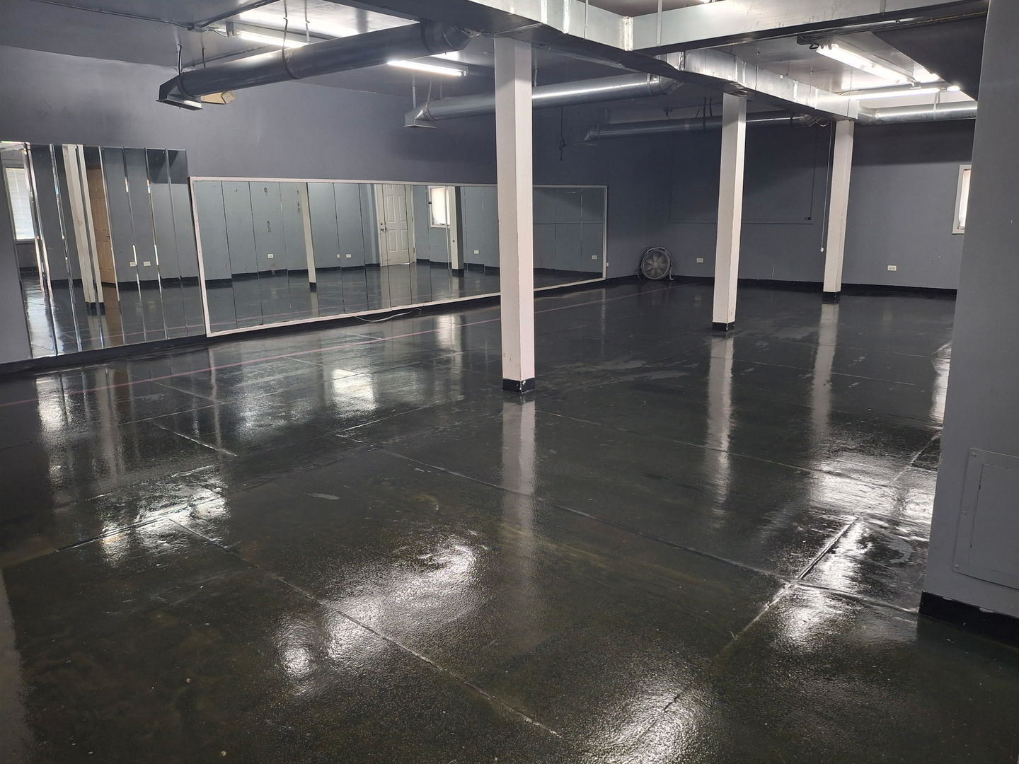 1054 S 5th Street #1, Aurora, IL 60505