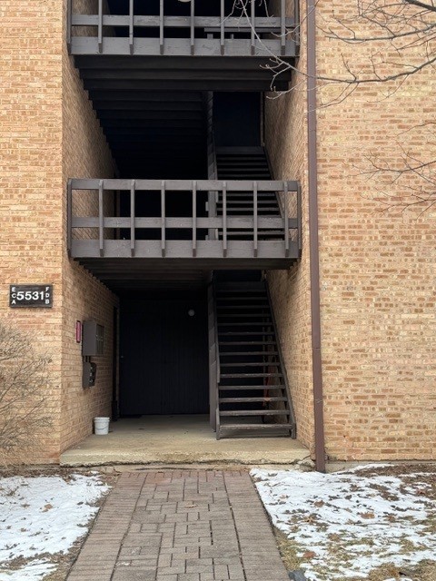 5531 E Lake Drive #B, Lisle, IL 60532
