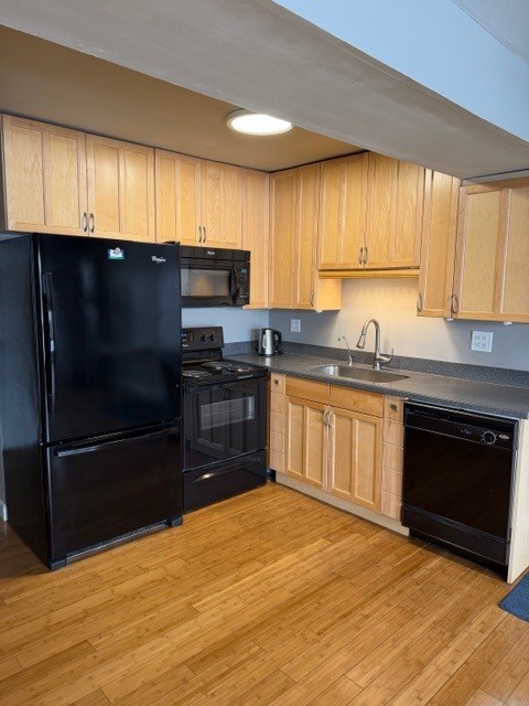 5531 E Lake Drive #B, Lisle, IL 60532