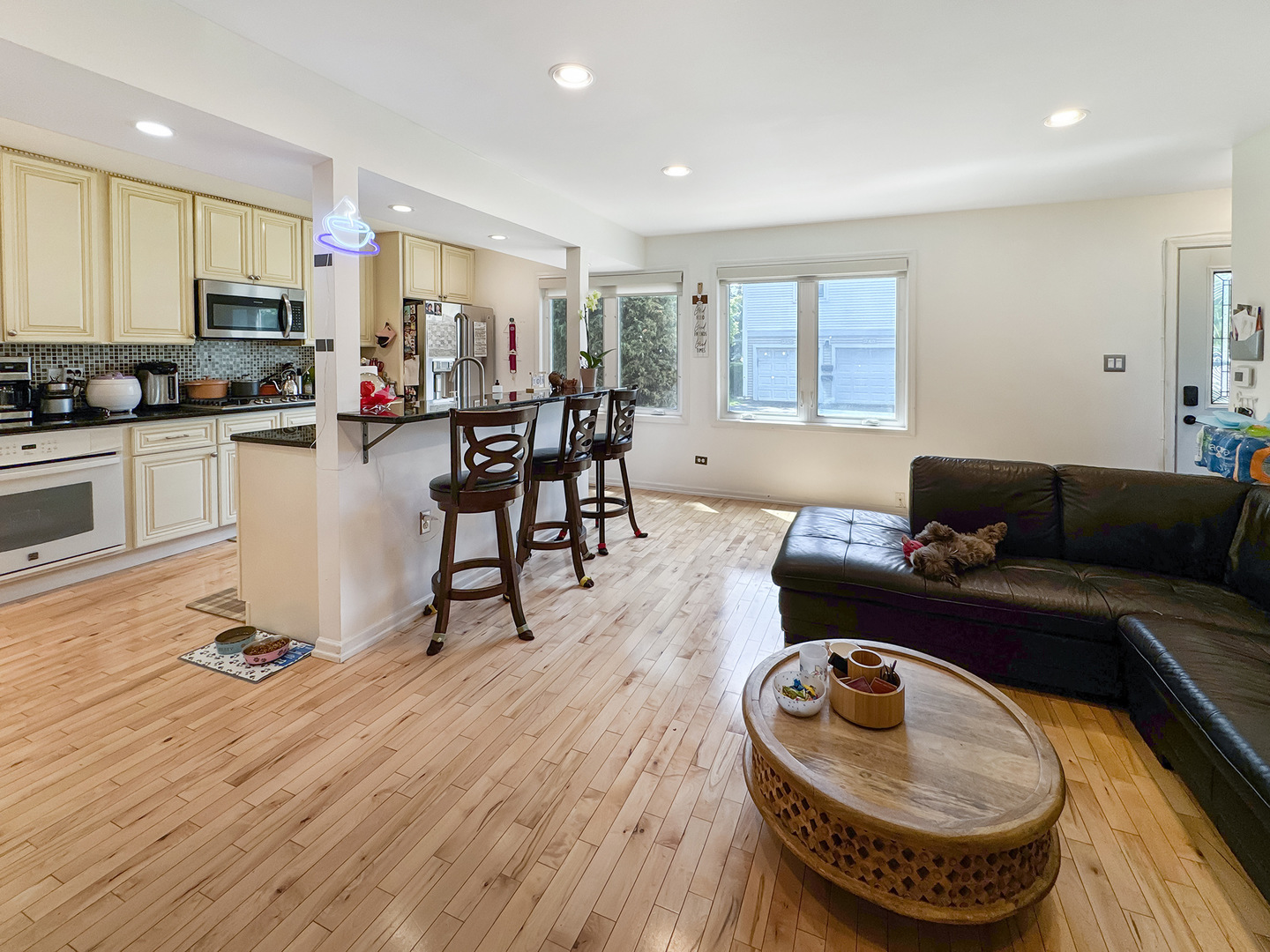 204 Inverrary Lane #204, Deerfield, IL 60015