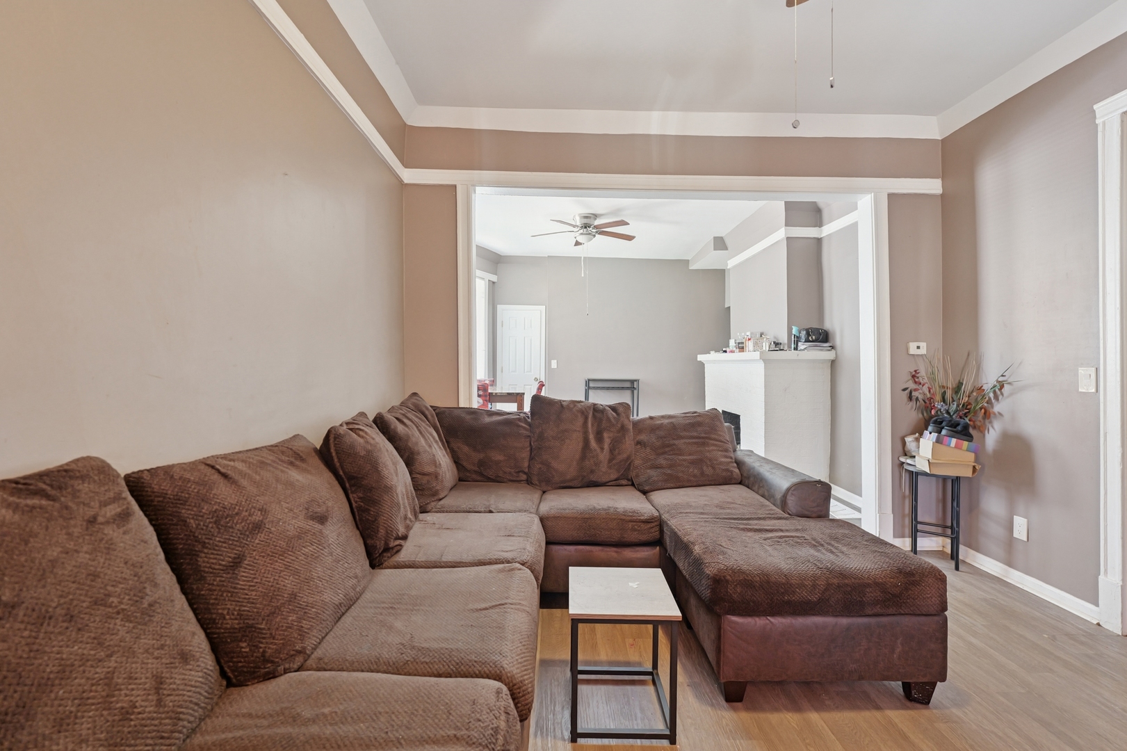 5459 W Walton Street, Chicago, IL 60651