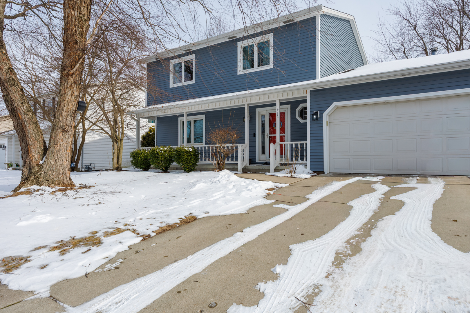 312 Clover Court, Bloomington, IL 61701