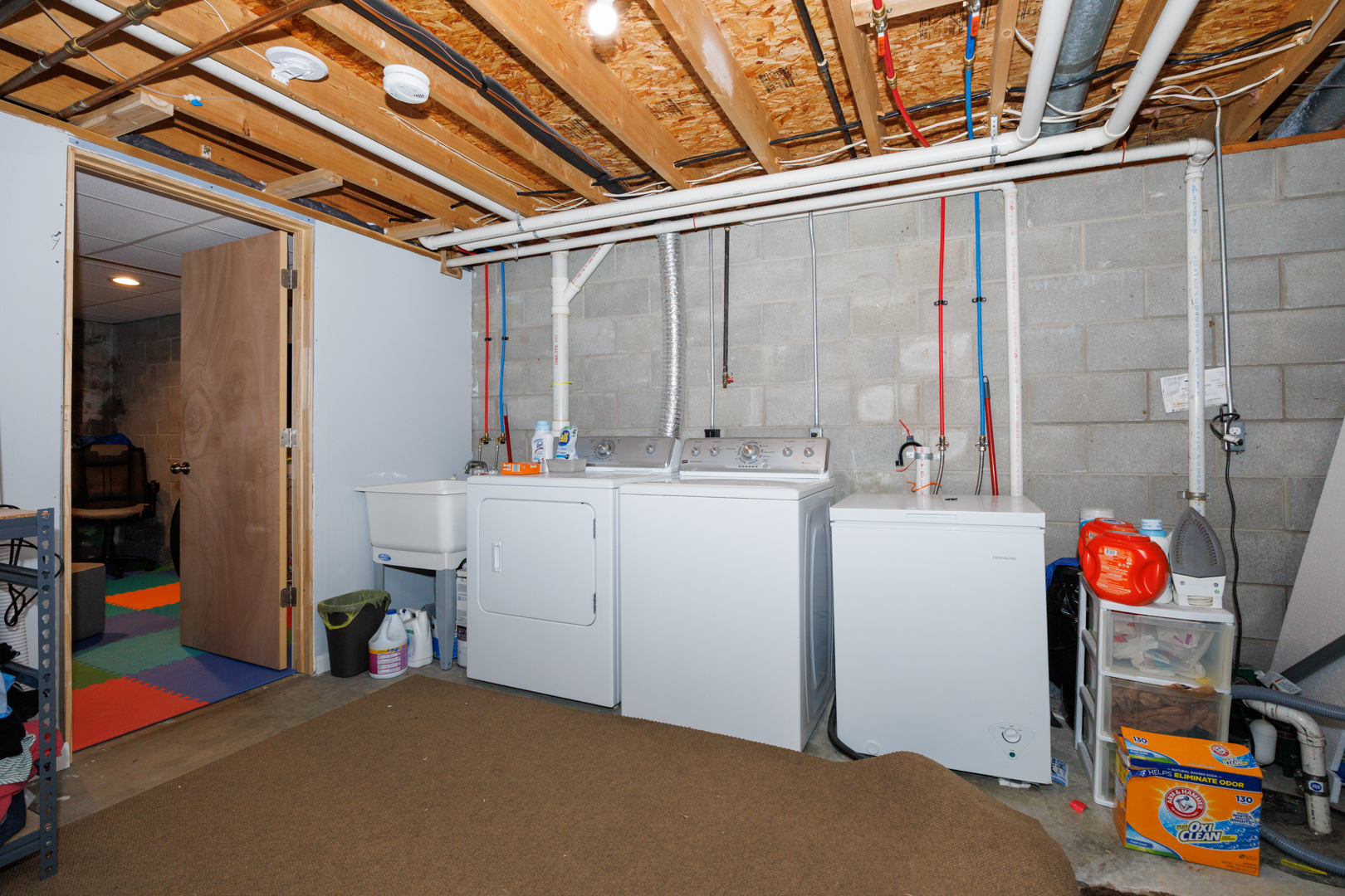 312 Clover Court, Bloomington, IL 61701